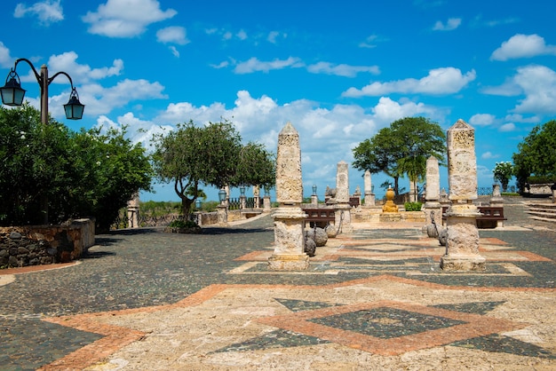 Starożytna Wieś Altos De Chavon - Kolonialne Miasto Zrekonstruowane Na Dominikanie. Casa De Campo, La Romana.