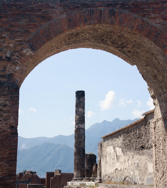 Starożytne ruiny miasta Pompei Scavi di Pompei Neapol Włochy