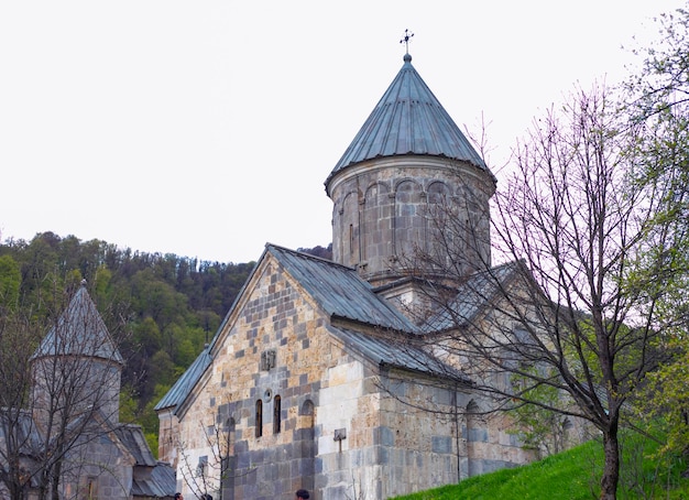 Zdjęcie starożytny klasztor haghartsin stary kościół chrześcijański armenia