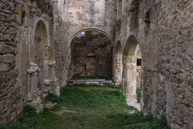 Starożytny klasztor Santa Maria de Rioseco. Burgos Hiszpania.