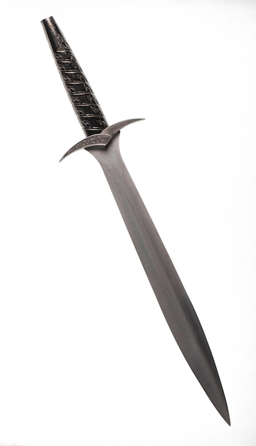 Zdjęcie starożytny miecz z osłoną odizolowany na białym tle