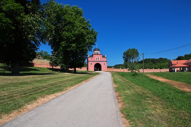 Starożytny prawosławny klasztor Krdedol, Serbia, Bałkany