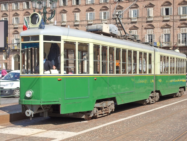 Zdjęcie stary tramwaj w turynie