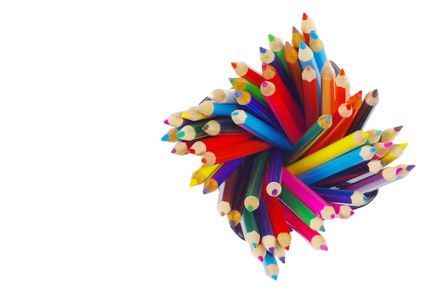 Stos kolorowych ołówków