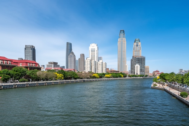 Street View Nowoczesnej Architektury Wzdłuż Rzeki Haihe W Tianjin