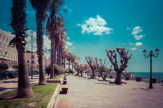 Strefa dla pieszych na murach obronnych Alghero Sardinia