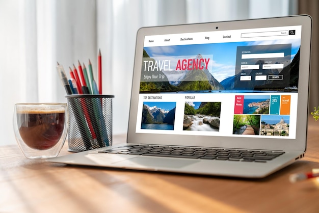 Strona internetowa agencji turystycznych dla modnych wyszukiwarek i planowania podróży