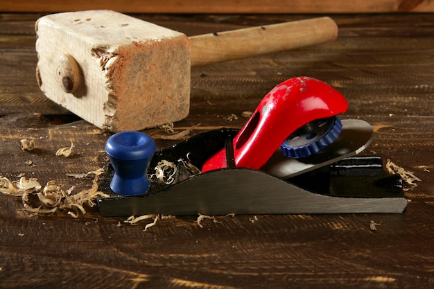 Zdjęcie strugarka stolarz narzędzie ręczne do golenia drewna