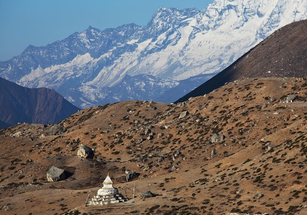 Stupa w Himalajach