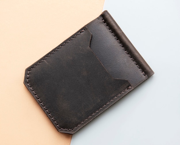 Stylowy skórzany portfel