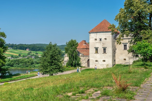 Svirzh, Ukraina 10.07.2021. Zamek Svirzh w obwodzie lwowskim na Ukrainie w słoneczny letni dzień