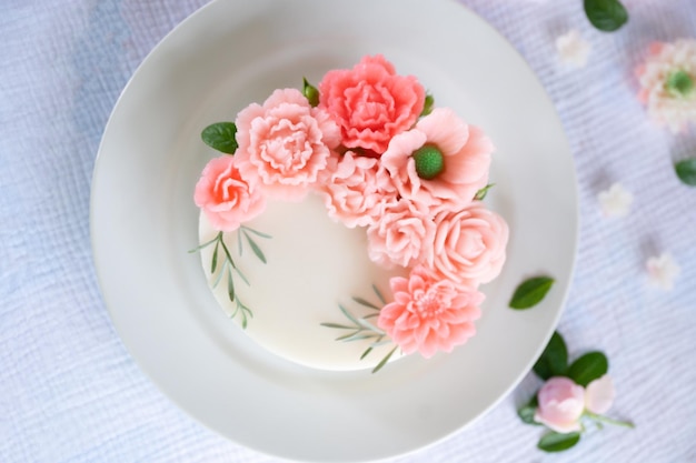 Sweet Colourful Flowers Mleczny tort z galaretką, piękny kwiat w kształcie galaretki z mleka kokosowego.