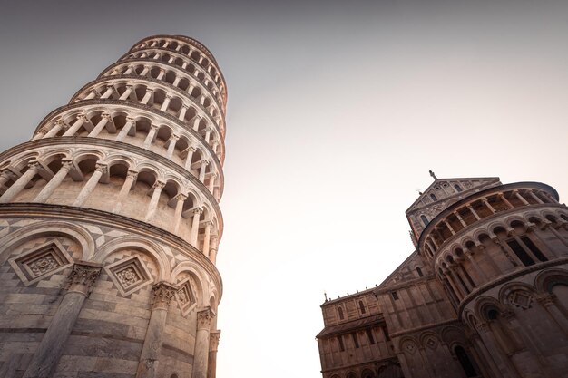 Światowej sławy krzywa wieża w Pizie, Toskania, Włochy.