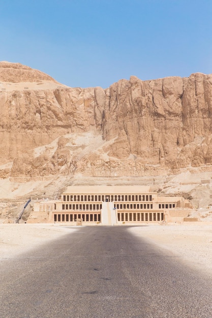 Świątynia Hatszepsut w pobliżu Luksoru w Egipcie