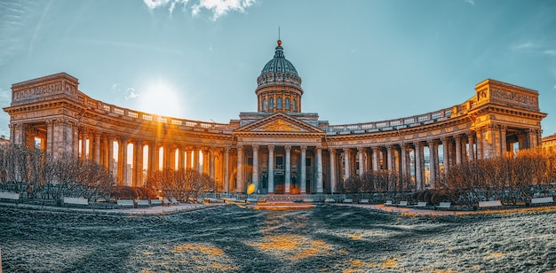 Świątynia Kazańska - największe dzieło architektoniczne. Sankt Petersburg. Rosja.