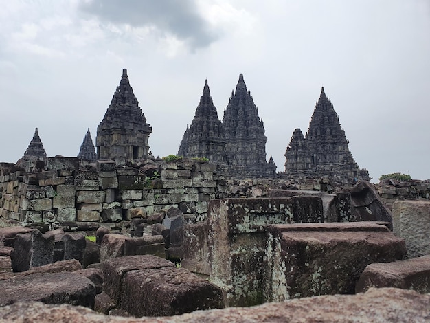 Świątynia Prambanan z kompleksem Blue Sky wpisanym na listę światowego dziedzictwa, Yogyakarta, Indonezja