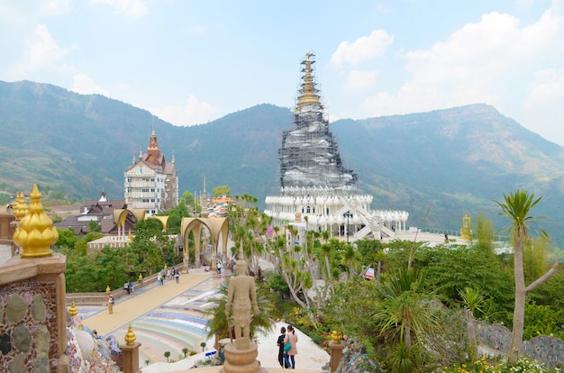 Świątynia Wat Phra That Pha Son Kaew