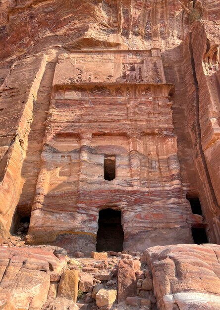 Świątynie i grobowce w mieście Petra Jordan starożytna architektura