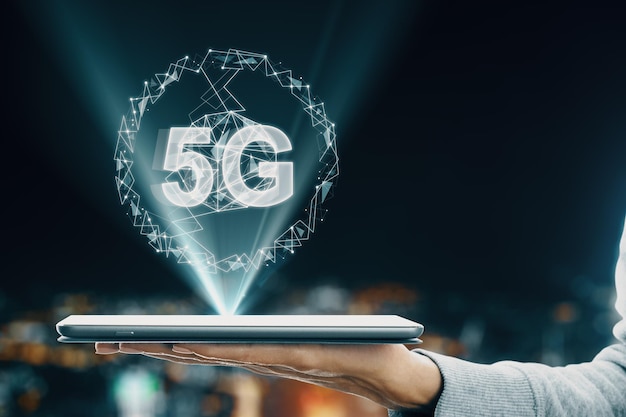 Zdjęcie Świecąca sieć 5g