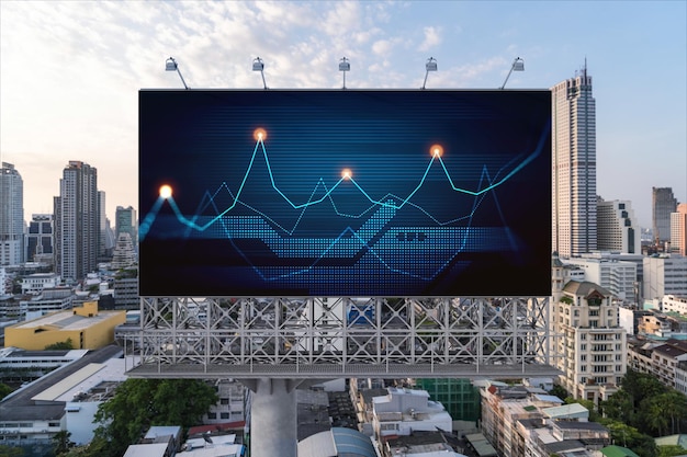 Świecący hologram wykresu FOREX na billboardzie z lotu ptaka panoramiczny pejzaż Bangkoku o zachodzie słońca Handel akcjami i obligacjami w Azji Południowo-Wschodniej Pojęcie zarządzania funduszem