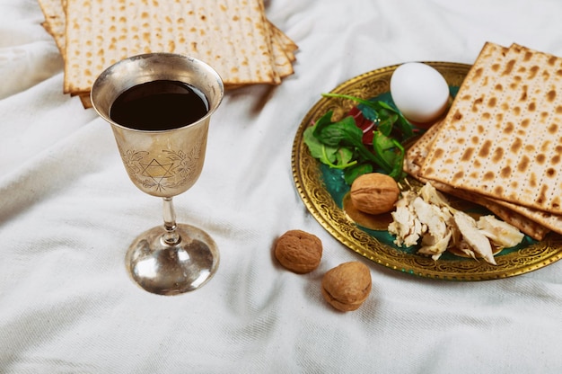 Święto żydowskie pascha chleb matzoh świętowanie kosher wina