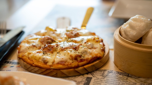 Świeża Domowa Włoska Pizza Margherita Kawałek Gorącej Pizzy Duży Ser śniadanie Obiad Kolacja