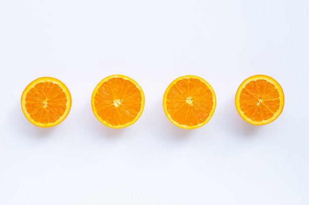 Świeża pomarańczowa cytrus owoc odizolowywająca