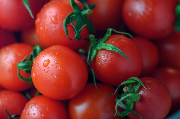 świeże pomidory czerwonego wiśni jako tło spożywcze 1