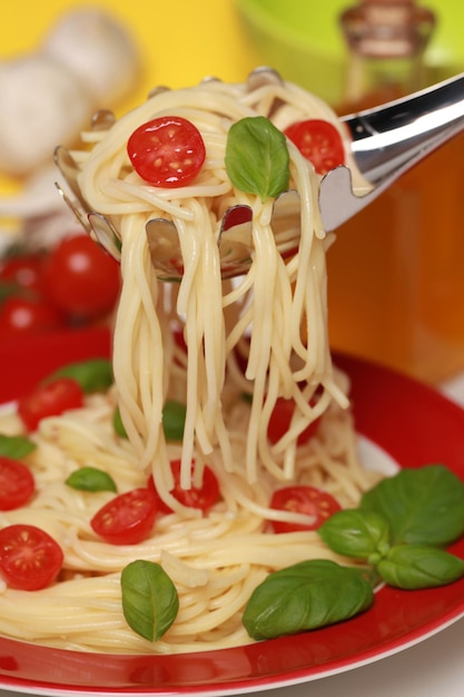 Zdjęcie Świeże spaghetti