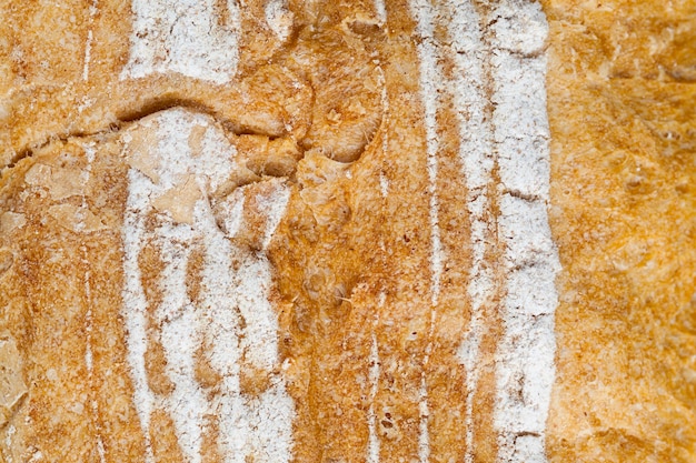 Świeży bochenek chleba z mąki pszennej, świeże produkty spożywcze z pszenicy
