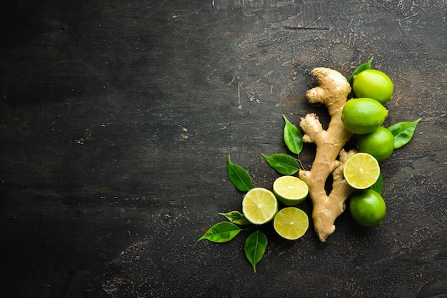 Świeży Korzeń Limonki I Imbiru Witaminy Widok Z Góry Wolne Miejsce Na Tekst