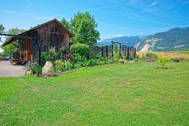 Swiss Village House w Yverdon les Bains w dzielnicy Jura Nord Vaudois w kantonie Vaud w Szwajcarii.