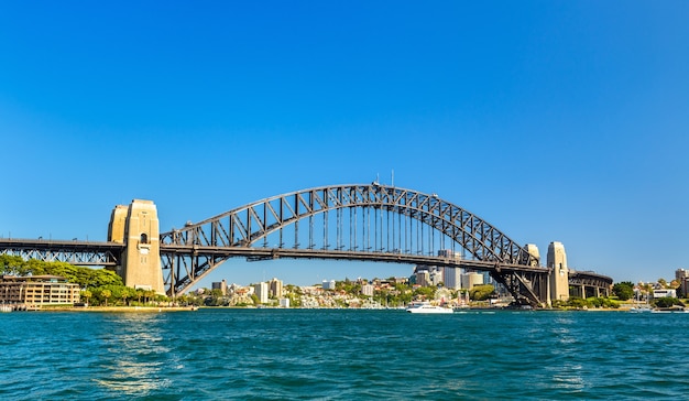 Sydney Harbour Bridge, zbudowany w 1932 roku. Australia, Nowa Południowa Walia