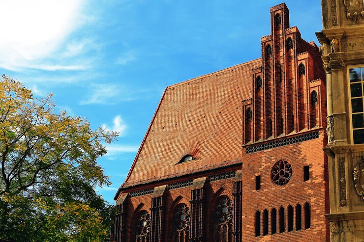 Zdjęcie szczegóły kościoła niemieckiego w dzielnicy kreuzberg w berlinie
