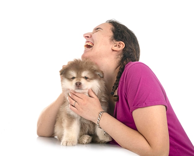 Szczeniak Fiński Lapphund I Kobieta