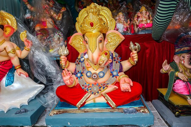 Szczęśliwy Ganeśćaturthi hinduski bóg Ganesha