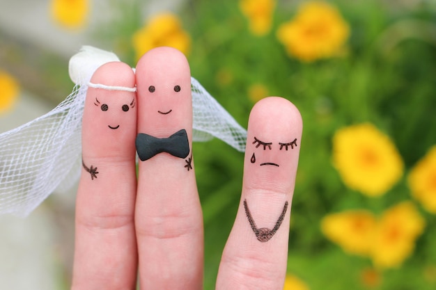 Sztuka palców szczęśliwej pary do ślubu Inna kobieta zdenerwowana