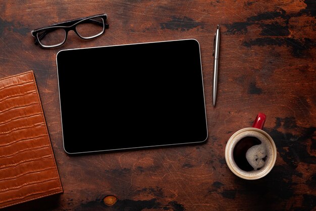 Tablet z pustym ekranie