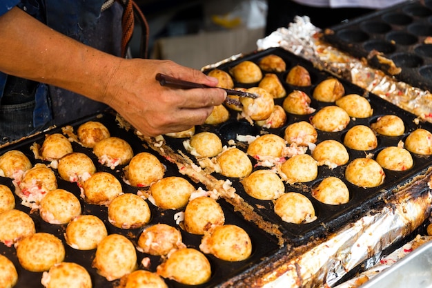 Tako yaki