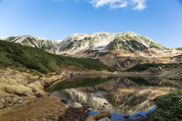 Tateyama w jesiennym mieście