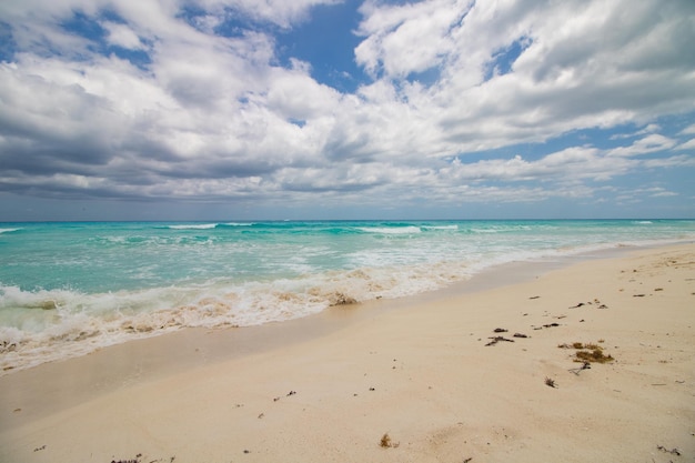 Tekstura morza i piasku z Cancun