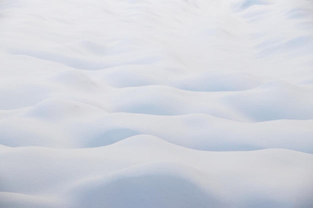 Tekstura śniegu Pokryte śniegiem pole o nierównej powierzchni