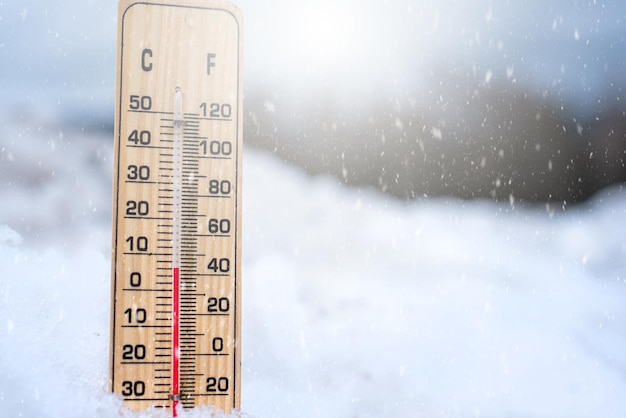 Termometr w śniegu Zimowy termometr Niskie temperatury w stopniach Celsjusza lub Fahrenheita