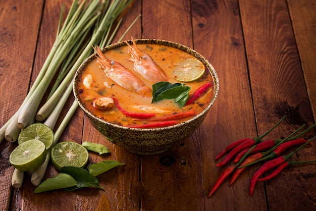 Tom Yum Goong, tajskie tradycyjne jedzenie