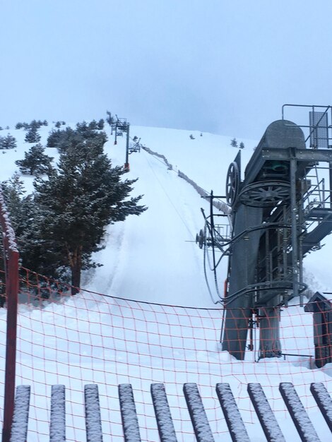 tor lub stacja narciarska w hiszpańskim systemie centralnym, sierra de madrid