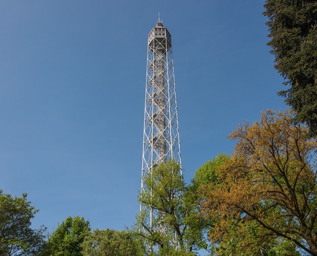 Zdjęcie torre littoria w mediolanie