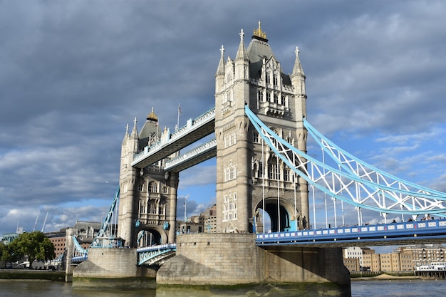 Tower Bridge - Londyn