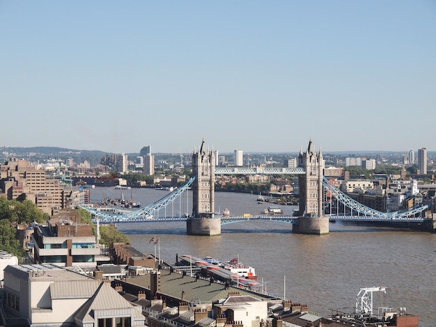 Tower Bridge W Londynie