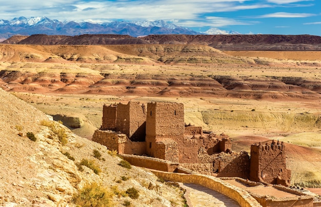 Tradycyjne Gliniane Domy W Miejscowości Ait Ben Haddou, Wpisanej Na Listę światowego Dziedzictwa Unesco W Maroku