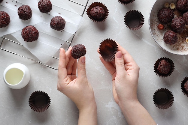 Tradycyjny brazylijski słodki Brigadeiro brazylijski Czekoladowy cukierek